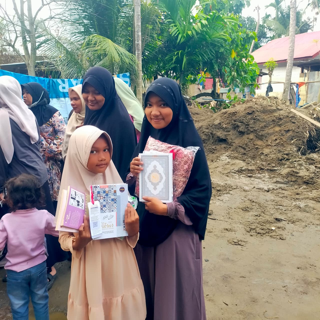 Aksi Sigap IA ITB – IA ITB Aceh Membantu Bencana Hidrometeorologi Aceh, Sumut, dan Sumbar Sejak 27 November 2025 2